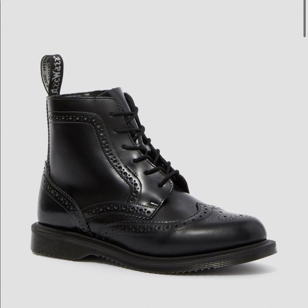 Used - Doc Marten’s Size 9 DELPHINE Black Boot